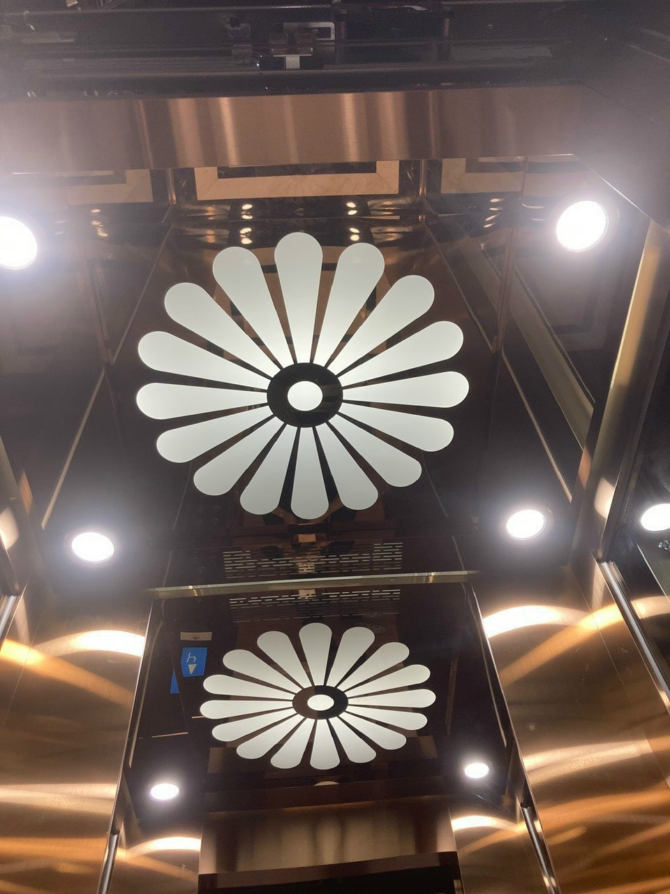  Thang Máy Kính Fuji Malaysia